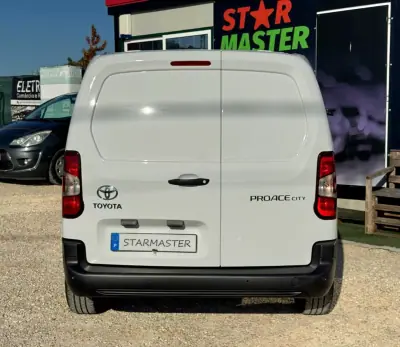 Toyota Proace 2023 - 16750 EUR, 101833 km - AUTO.MOTO.pt - 101833km - foto 7 de 16