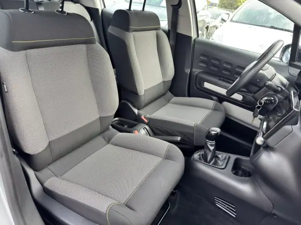 Citroën C3 2019 - 12500 EUR, 89450 km - AUTO.MOTO.pt - 89450km - foto 18 de 20