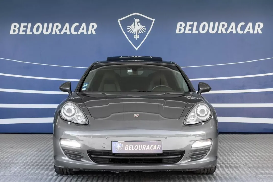 Porsche Panamera 2012 - 42500 EUR, 169168 km - AUTO.MOTO.pt - 169168km - foto 2 de 17