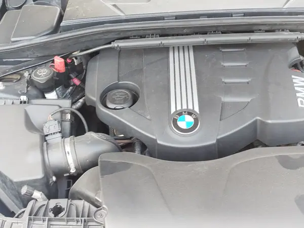 BMW 118 2009 - 11000 EUR, 196 km - 196km - foto 9 de 9