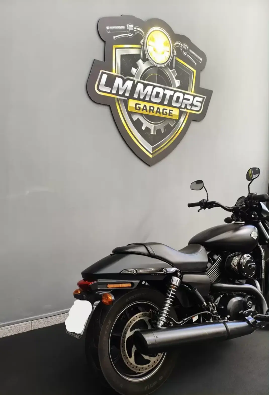 Harley-Davidson Dyna Glide Street Bob 2016 - 5950 EUR, 3000 km - AUTO.MOTO.pt - 3000km - foto 3 de 21