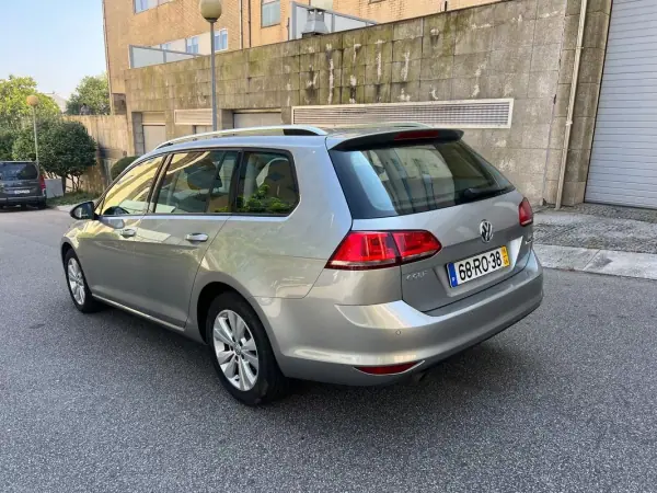 Volkswagen Golf Variant 2016 - 12950 EUR, 173000 km - AUTO.MOTO.pt - 173000km - foto 4 de 15