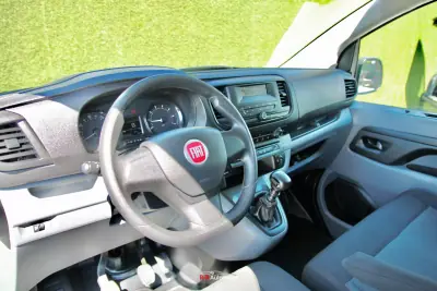 Fiat 2023 - 18500 EUR, 80000 km - AUTO.MOTO.pt - 80000km - foto 3 de 21