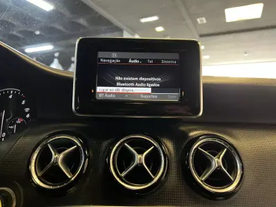 Mercedes-Benz A 180 2013 - 12990 EUR, 180000 km - AUTO.MOTO.pt - 180000km - foto 28 de 36