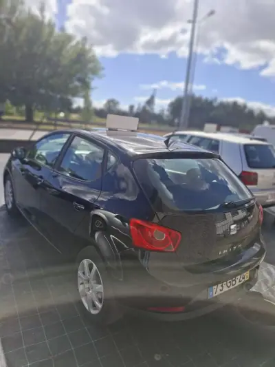 SEAT Ibiza 2008 - 6900 EUR, 500000 km - AUTO.MOTO.pt - 500000km - foto 3 de 12