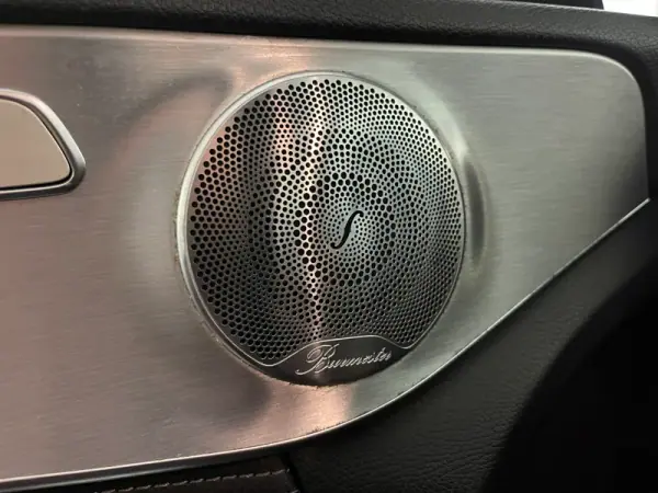 Mercedes-Benz C 220 2015 - 16500 EUR, 266000 km - AUTO.MOTO.pt - 266000km - foto 25 de 29