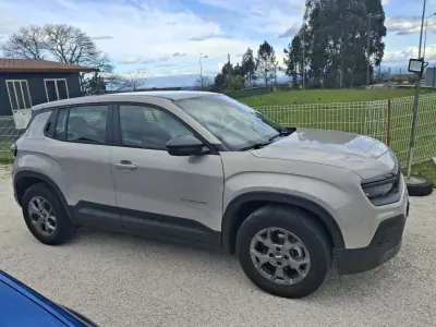Jeep Avenger 2024 - 21950 EUR, 15808 km - AUTO.MOTO.pt - 15808km - foto 10 de 12