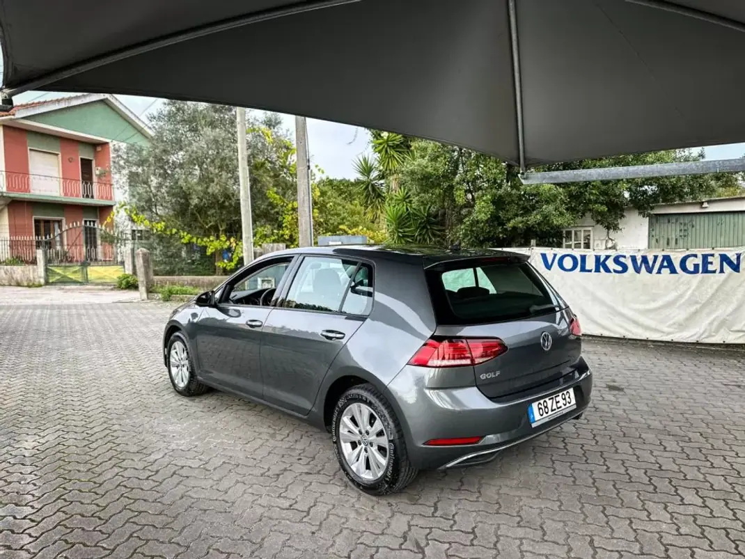 Volkswagen Golf 2019 - 16990 EUR, 165000 km - AUTO.MOTO.pt - 165000km - foto 10 de 12