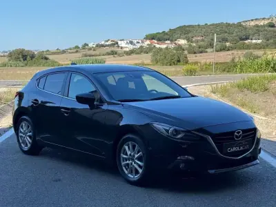 Mazda 3 2015 - 11950 EUR, 50000 km - 50000km - foto 1 de 20