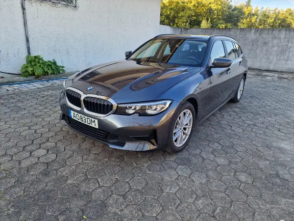 BMW 318 2022 - 67000km
