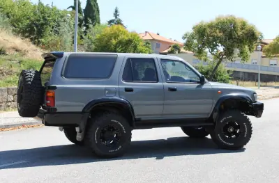 Toyota 4-Runner 1995 - 48000 EUR, 336000 km - AUTO.MOTO.pt - 336000km - foto 6 de 40