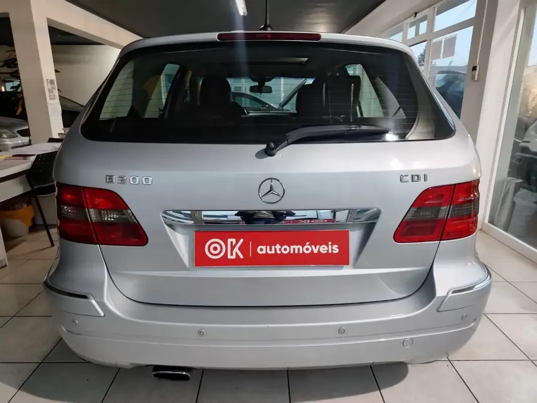 Mercedes-Benz B 200 2005 - 7250 EUR, 226300 km - AUTO.MOTO.pt - 226300km - foto 8 de 33
