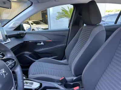 Peugeot 208 2023 - 14900 EUR, 160000 km - 160000km - foto 35 de 64