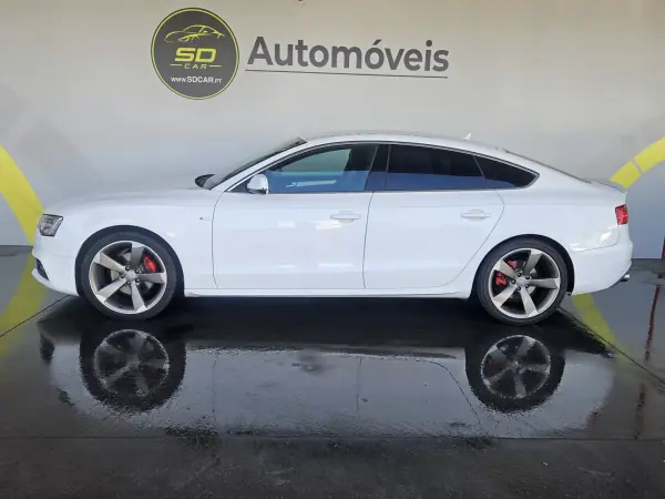 Audi A5 Sportback 2014 - 16750 EUR, 298000 km - AUTO.MOTO.pt - 298000km - foto 2 de 9