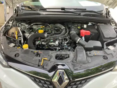 Renault Clio 2020 - 13890 EUR, 145621 km - AUTO.MOTO.pt - 145621km - foto 7 de 20