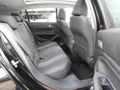 Peugeot 308 2019 - 15250 EUR, 160913 km - AUTO.MOTO.pt - 160913km - foto 30 de 37