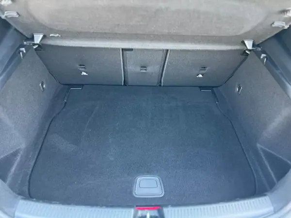 Mercedes-Benz A 180 2020 - 22500 EUR, 87198 km - 87198km - foto 19 de 19