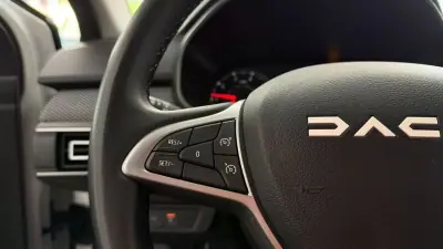 Dacia Sandero 2025 - 14990 EUR, 20225 km - AUTO.MOTO.pt - 20225km - foto 22 de 29