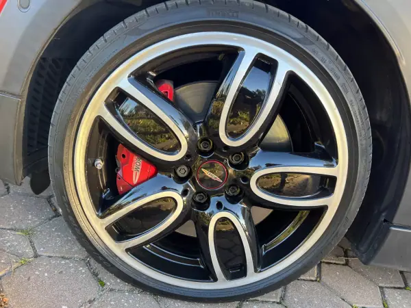 MINI John Cooper Works 2017 - 24965 EUR, 126000 km - AUTO.MOTO.pt - 126000km - foto 15 de 61