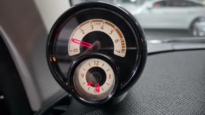 Smart ForTwo Coupé 2018 - 14990 EUR, 72000 km - AUTO.MOTO.pt - 72000km - foto 9 de 37