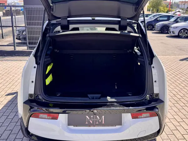BMW i3 2018 - 17500 EUR, 68000 km - AUTO.MOTO.pt - 68000km - foto 7 de 20
