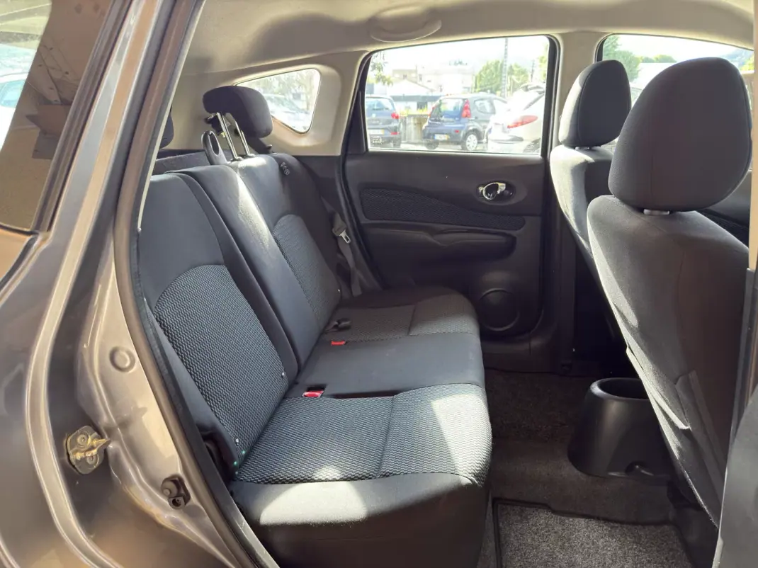 Nissan Note 2015 - 9250 EUR, 123087 km - AUTO.MOTO.pt - 123087km - foto 22 de 26