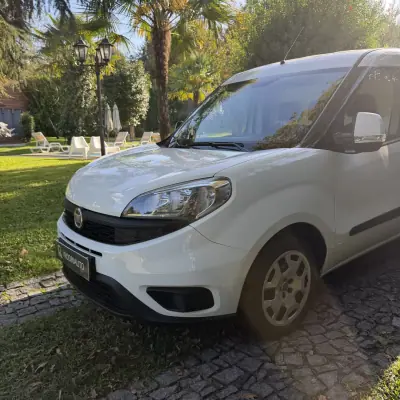 Fiat Doblo 1.3 Multijet ,3Lug. ,Iva Dedutivel 2017 - 9990 EUR, 198000 km - AUTO.MOTO.pt - 198000km - foto 22 de 27