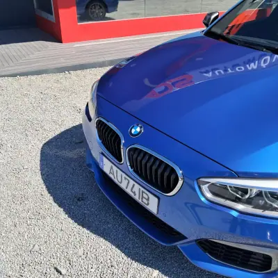 BMW M135i 2016 - 28690 EUR, 130000 km - foto 4 de 17