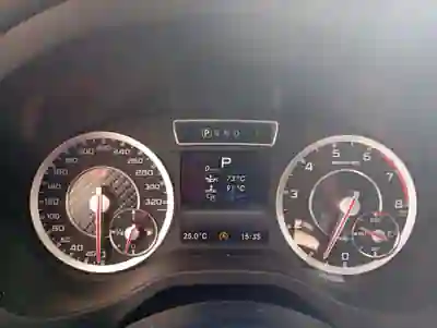 Mercedes-Benz A 45 AMG 2015 - 25500 EUR, 190000 km - foto 6 de 15
