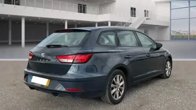 SEAT Leon ST 2019 - 9999 EUR, 199204 km - AUTO.MOTO.pt - 199204km - foto 3 de 11