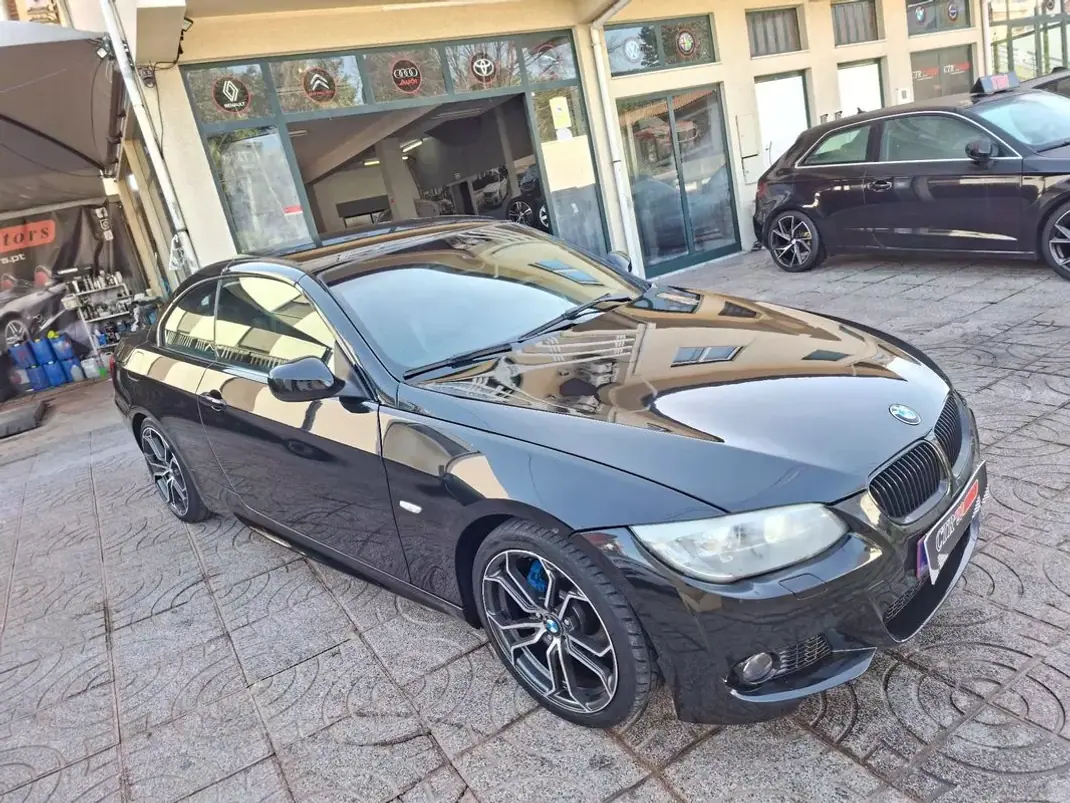 BMW 320 2010 - 15900 EUR, 220000 km - AUTO.MOTO.pt - 220000km - foto 34 de 42