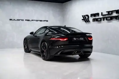 Jaguar F-Type 2021 - 55950 EUR, 38000 km - 38000km - foto 9 de 41