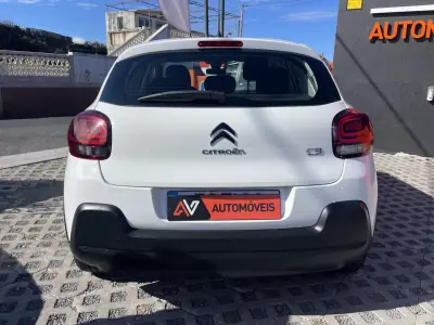 Citroën C3 2017 - 8950 EUR, 107368 km - AUTO.MOTO.pt - 107368km - foto 6 de 12