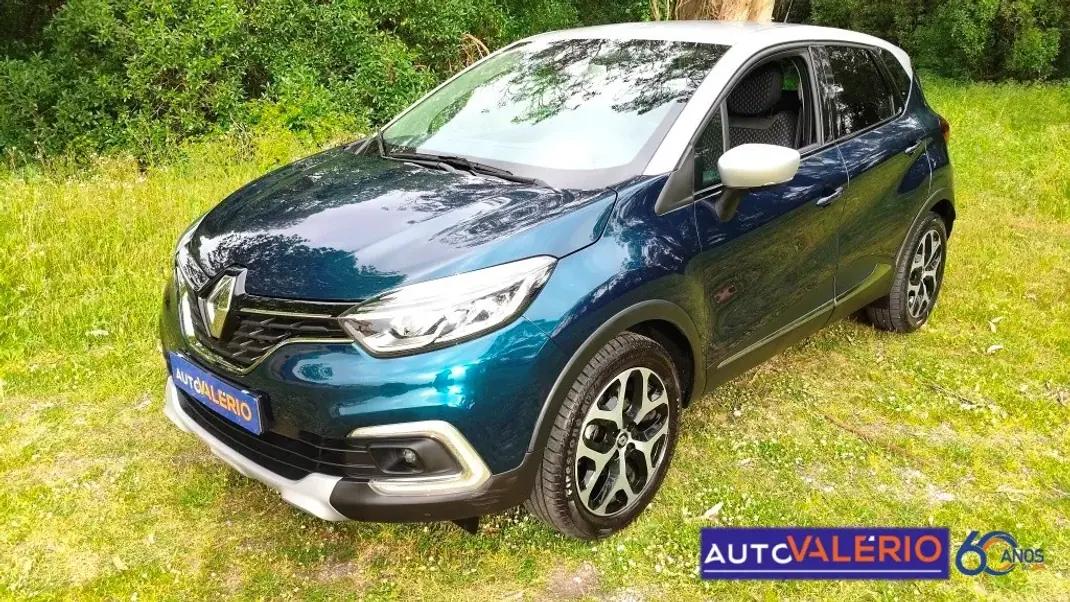 Renault Captur 2019 - 18950 EUR, 35775 km - AUTO.MOTO.pt - 35775km - foto 1 de 34