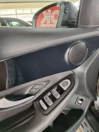 Mercedes-Benz GLC 300 2022 - 41500 EUR, 64500 km - AUTO.MOTO.pt - 64500km - foto 22 de 40