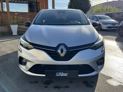 Renault Clio 2023 - 15450 EUR, 66000 km - AUTO.MOTO.pt - 66000km - foto 2 de 43