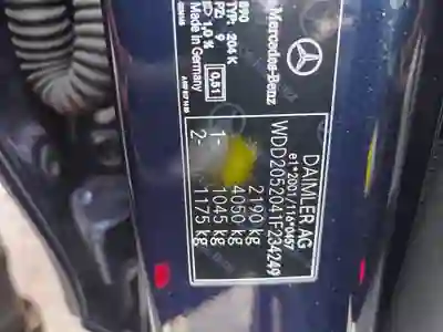 Mercedes-Benz C 220 2015 - 16900 EUR, 245000 km - AUTO.MOTO.pt - 245000km - foto 10 de 12