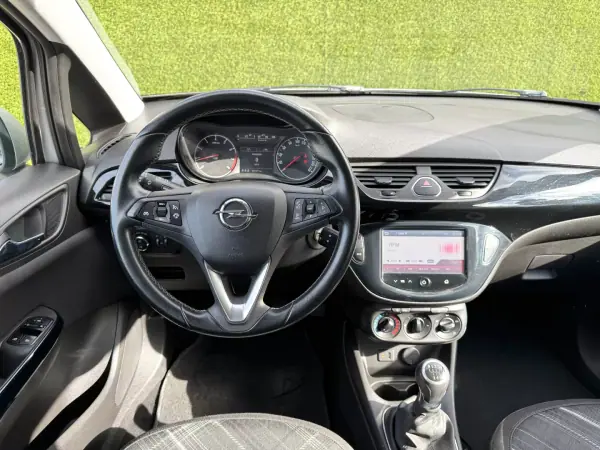 Opel Corsa 2015 - 9200 EUR, 160000 km - AUTO.MOTO.pt - 160000km - foto 16 de 20