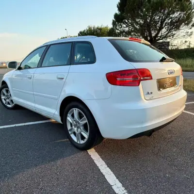 Audi A3 2010 - 6950 EUR, 355000 km - AUTO.MOTO.pt - 355000km - foto 14 de 17