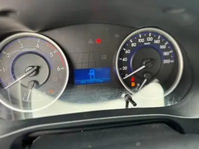 Toyota Hilux 2020 - 26900 EUR, 131655 km - AUTO.MOTO.pt - 131655km - foto 3 de 14