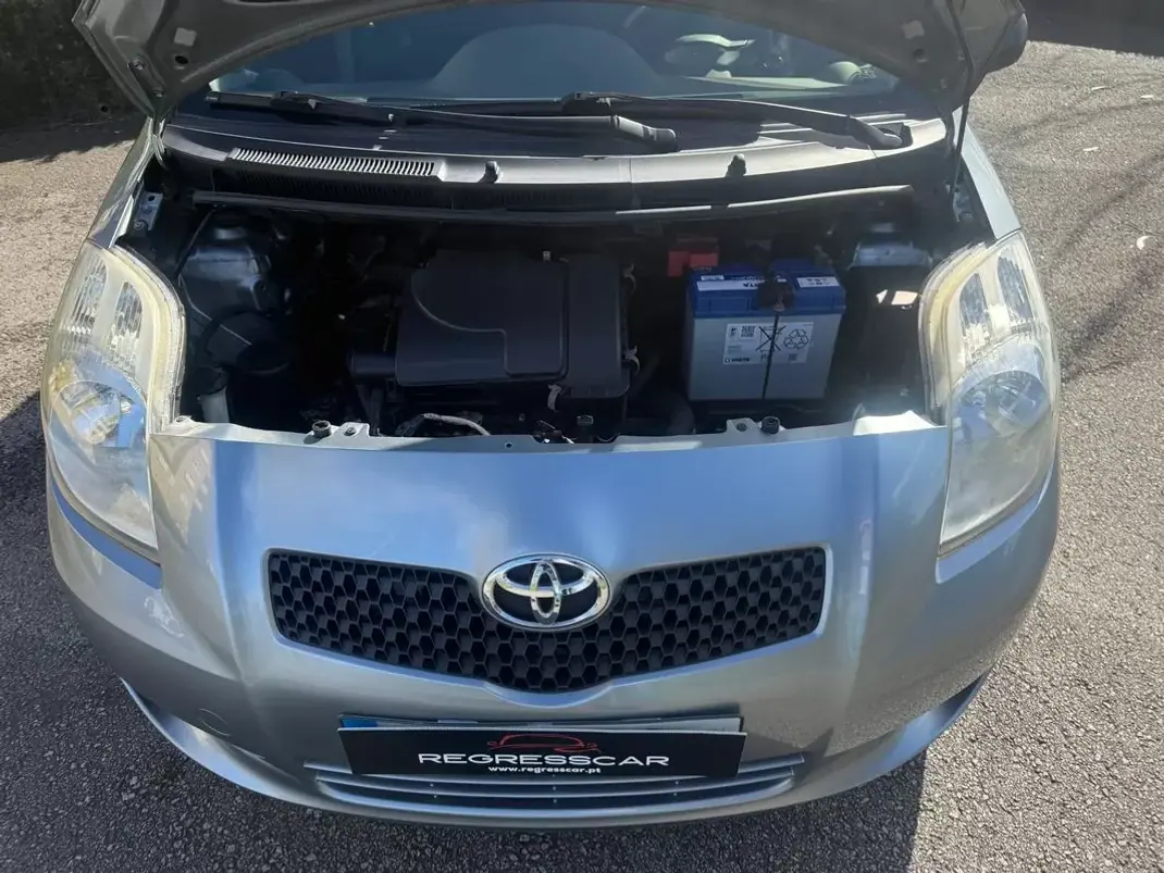 Toyota Yaris 2006 - 5650 EUR, 162000 km - AUTO.MOTO.pt - 162000km - foto 23 de 23