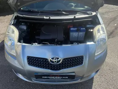 Toyota Yaris 2006 - 5650 EUR, 162000 km - AUTO.MOTO.pt - 162000km - foto 23 de 23