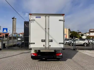 Man TGE 3.180 2019 - 22990 EUR, 343000 km - AUTO.MOTO.pt - 343000km - foto 4 de 16