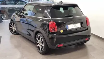 MINI Electric 2021 - 20500 EUR, 73589 km - AUTO.MOTO.pt - 73589km - foto 2 de 48