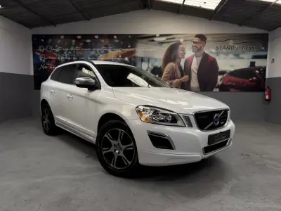 Volvo XC 60 2011 - 11990 EUR, 312000 km - AUTO.MOTO.pt - 312000km - foto 2 de 23
