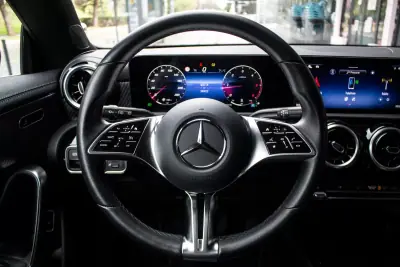 Mercedes-Benz CLA 180 2024 - 33990 EUR, 28922 km - AUTO.MOTO.pt - 28922km - foto 10 de 40