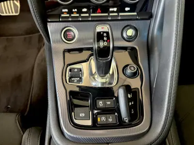 Jaguar F-Type 2018 - 46000 EUR, 64300 km - AUTO.MOTO.pt - 64300km - foto 120 de 135