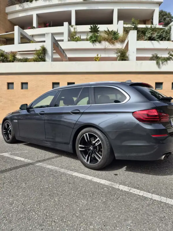 BMW 520 2017 - 20480 EUR, 135000 km - AUTO.MOTO.pt - 135000km - foto 13 de 13
