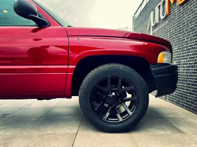 Dodge RAM 1998 - 24900 EUR, 110000 km - AUTO.MOTO.pt - 110000km - foto 11 de 17