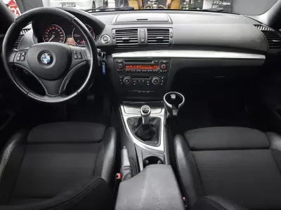 BMW 118 2012 - 13950 EUR, 239213 km - AUTO.MOTO.pt - 239213km - foto 24 de 39